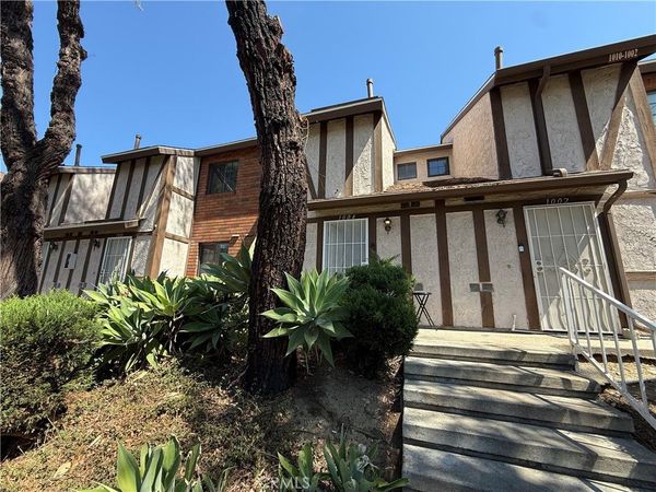 1004 S Mountain , Ontario, CA 91762