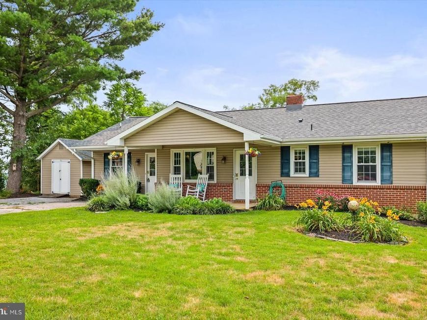 1562 Ridge Road, Elizabethtown, PA 17022 Main Photo