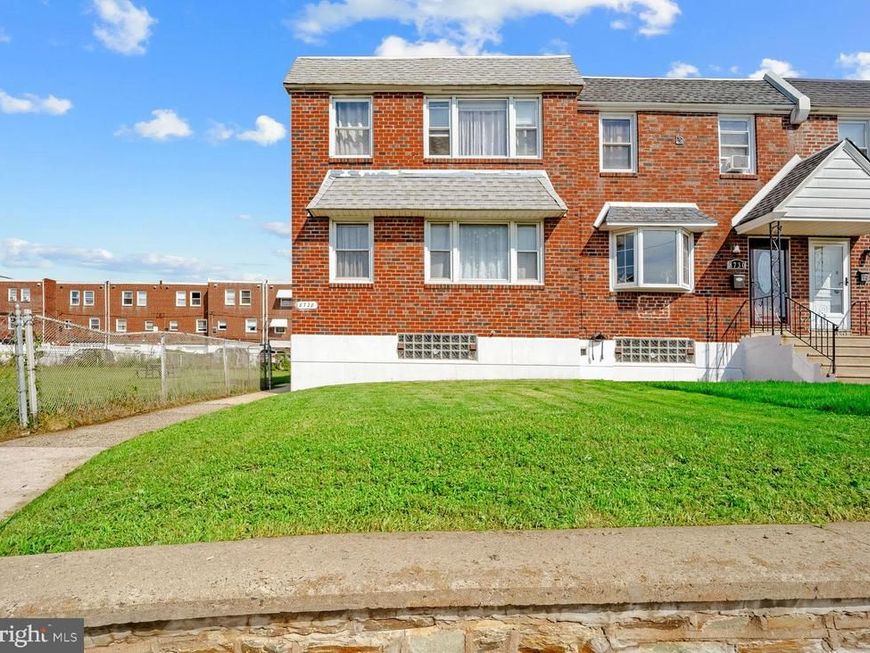 8728 Gillespie Street, Philadelphia, PA 19136 Main Photo