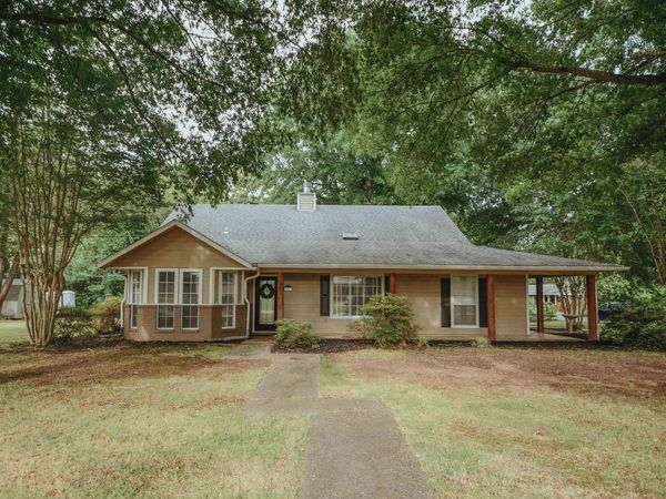 14 Trafalgar Road , Conway, AR 72034