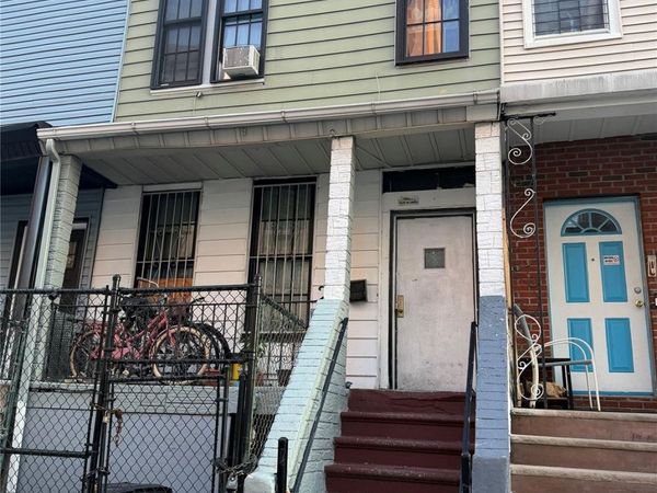 807 E 170th Street , Bronx, NY 10459