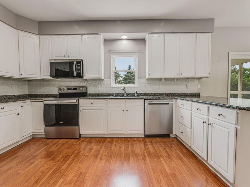 7815 Royal Park Drive, Lewis Center, OH 43035 Photo 23