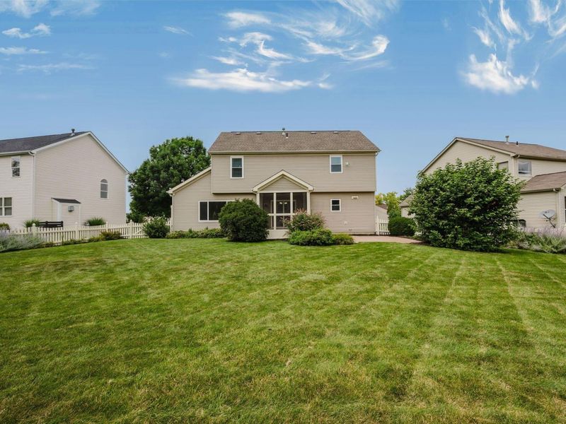 7815 Royal Park Drive, Lewis Center, OH 43035 Photo 4