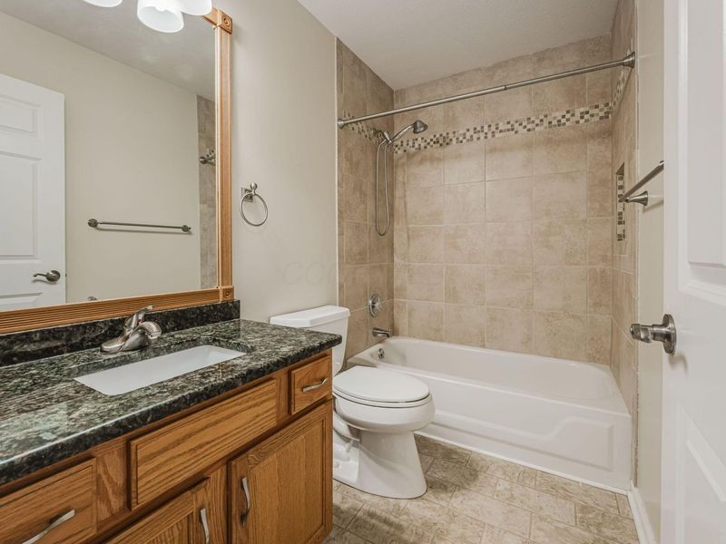 7815 Royal Park Drive, Lewis Center, OH 43035 Photo 47