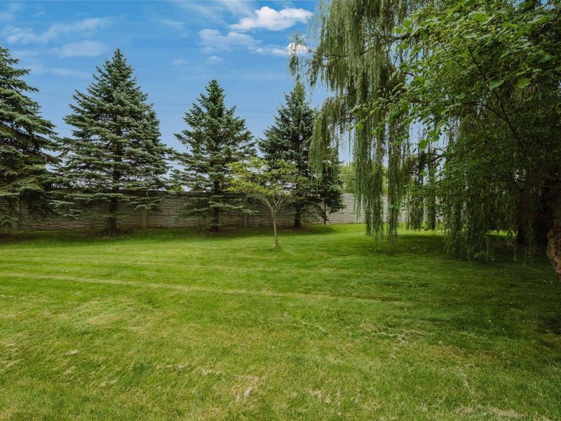 7815 Royal Park Drive, Lewis Center, OH 43035 Photo 5