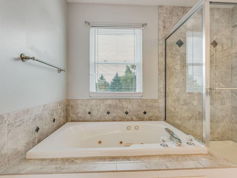 7815 Royal Park Drive, Lewis Center, OH 43035 Photo 68