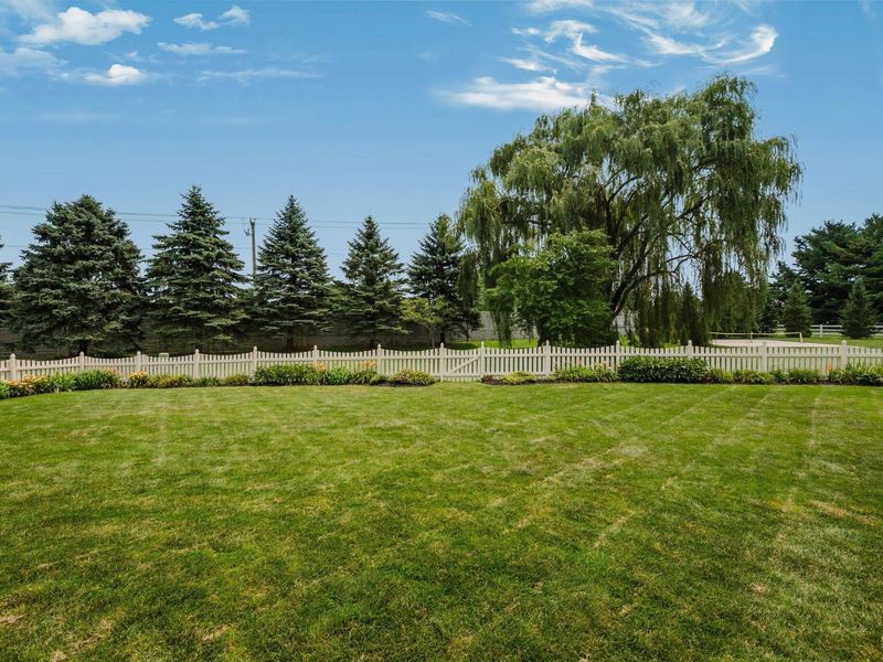 7815 Royal Park Drive, Lewis Center, OH 43035 Photo 96