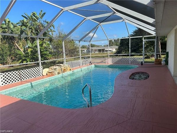 701 Arianne CT , LEHIGH ACRES, FL 33936