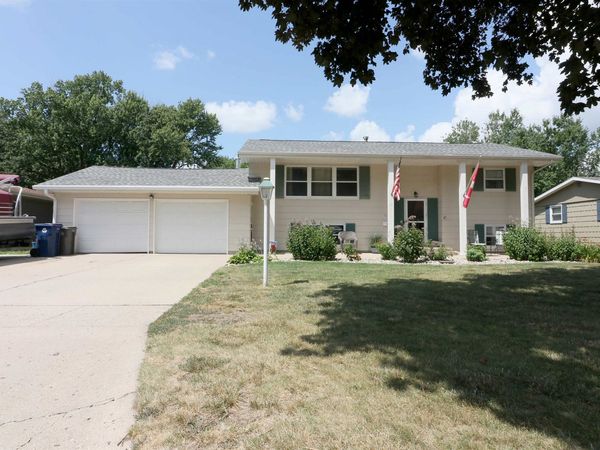 1117 8th Avenue W, Spencer, IA 51301