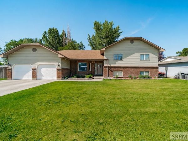 1525 9th Street, IDAHO FALLS, ID 83401