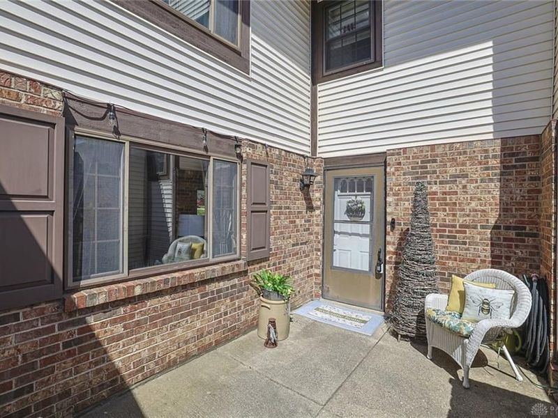 1372 Black Forest Drive, Unit 80, West Carrollton, OH 45449 Photo 4