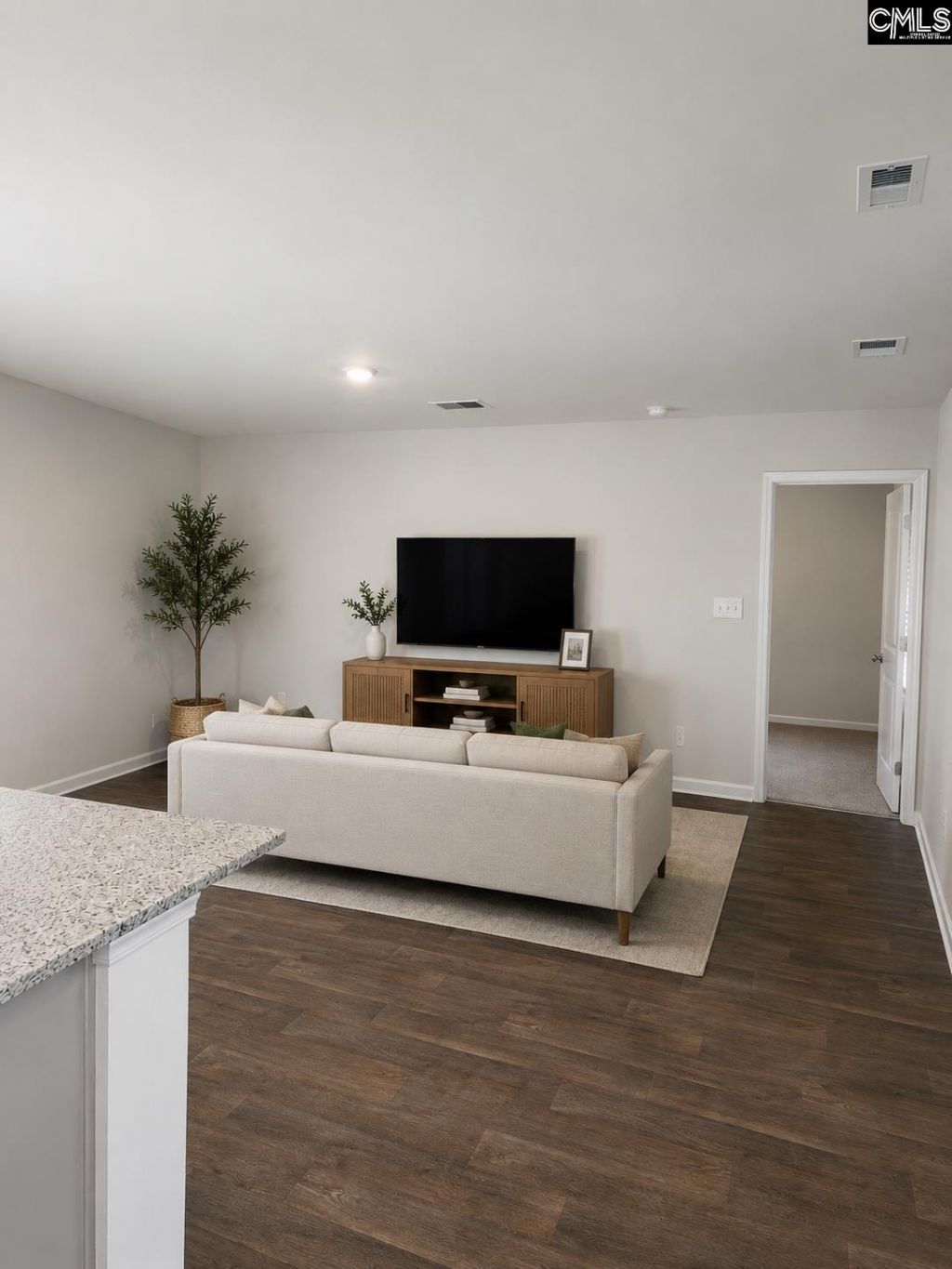 180 Cape Horn Drive  Photo 6