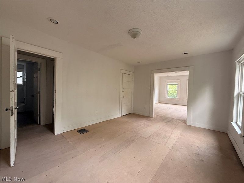 2278 E 70th Street, Cleveland, OH 44103 Photo 8