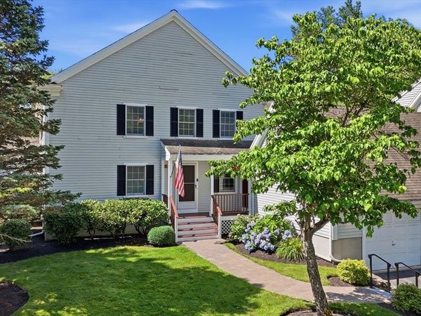 4 Partridge Ln, Lynnfield, MA 01940