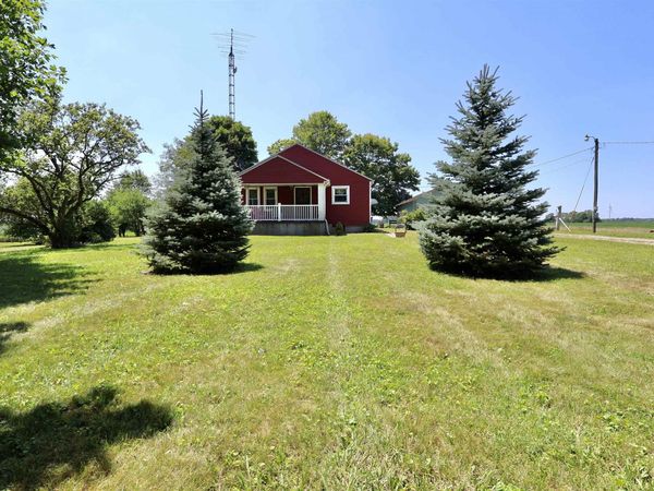 7654 S Base Road, Lynn, IN 47355
