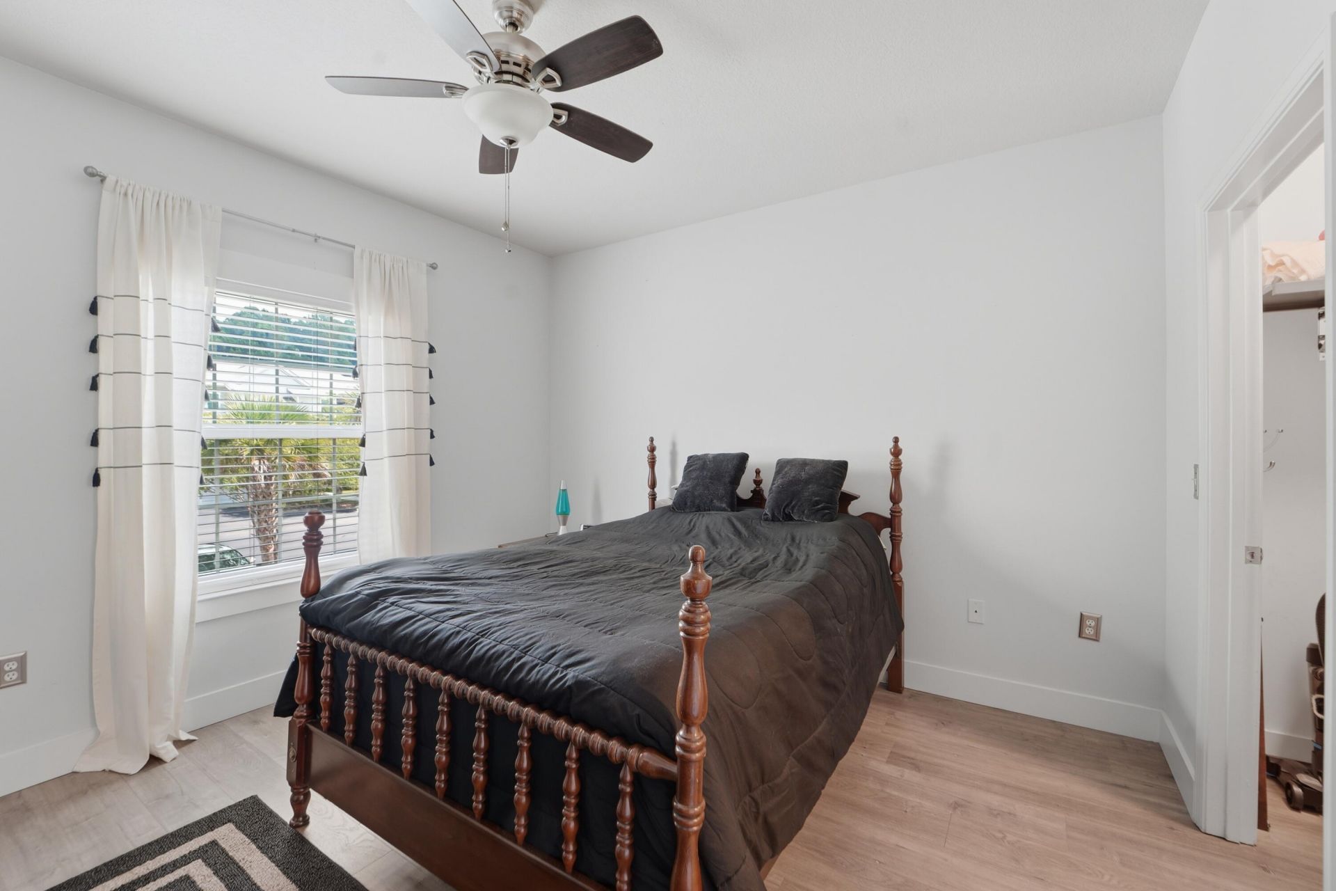 1300 Park West Boulevard Photo 14