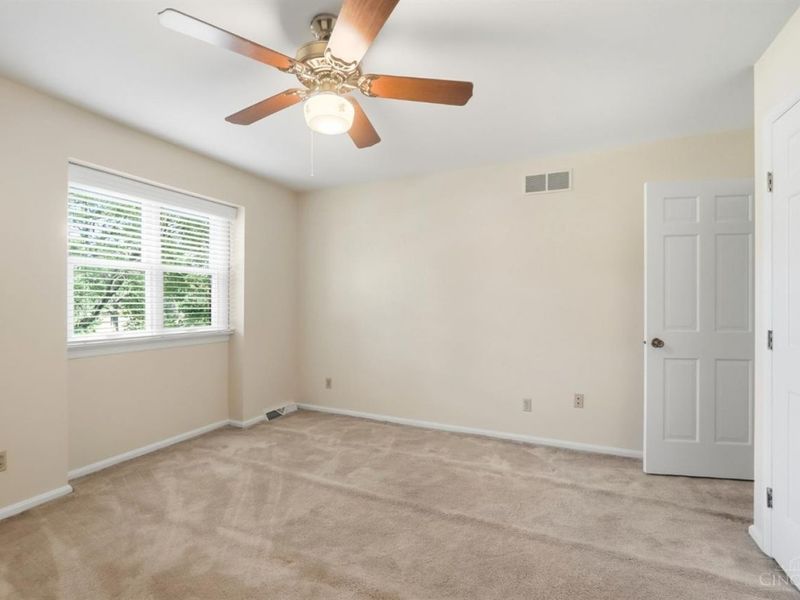 5362 Palisades Drive, Cincinnati, OH 45238 Photo 36