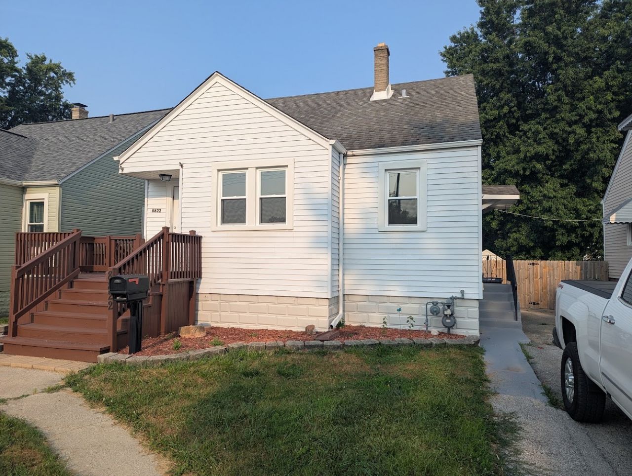 8822 S California Avenue , Evergreen Park, IL 60805