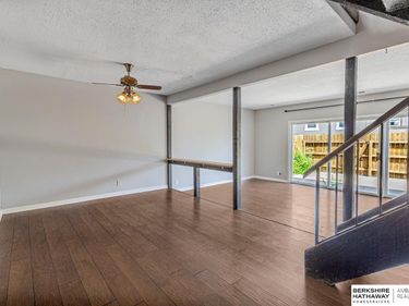 9023 Gary Circle, Omaha, NE 68138