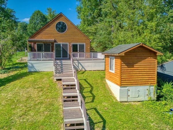 621 W Hemphill Drive , Nineveh, IN 46164