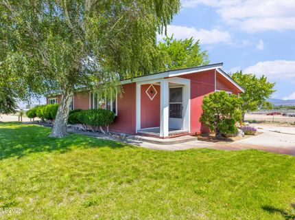 2699 U.s. N Highway 395, Minden, NV 89423 Photo