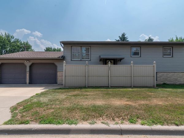 407 5th Avenue SW, Little Falls, MN 56345