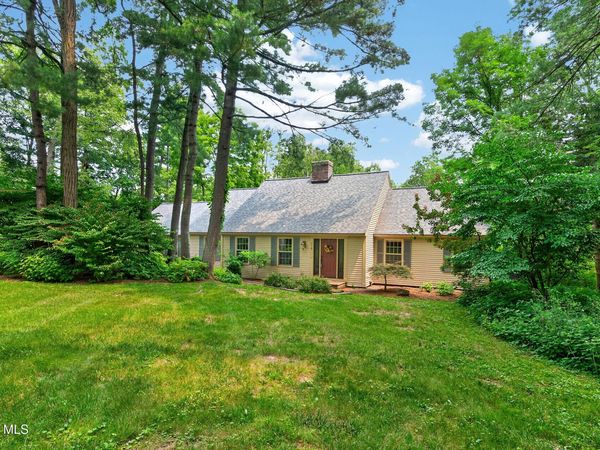 218 Swift Road, Voorheesville, NY 12186