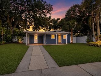 4402 W TRILBY AVENUE Tampa, FL 33616