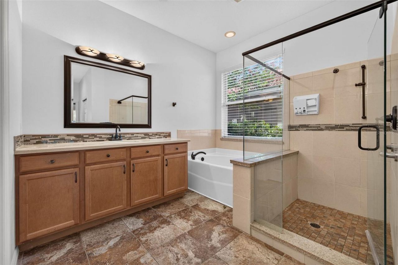 7075 Bayou West Place N, Pinellas Park, FL 33782 Photo