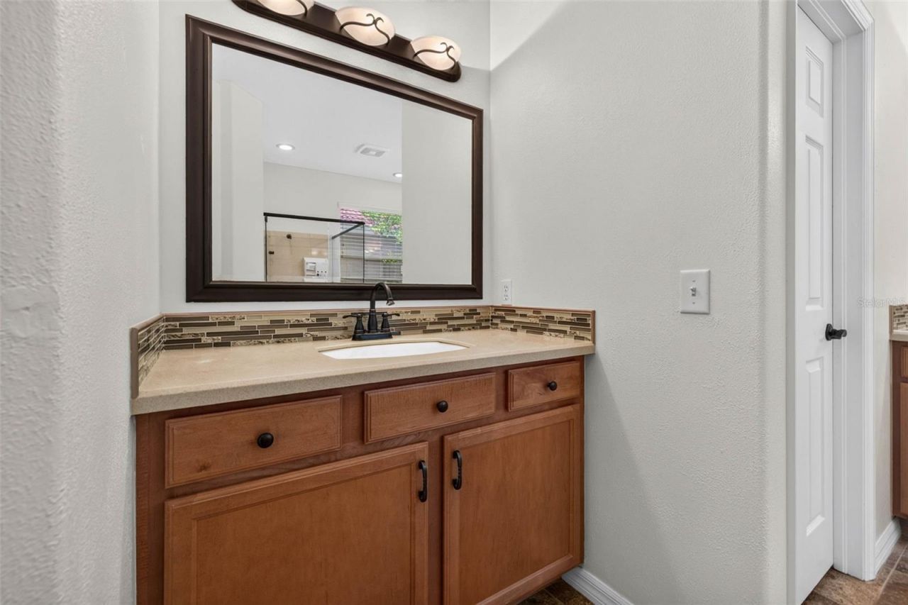 7075 Bayou West Place N, Pinellas Park, FL 33782 Photo