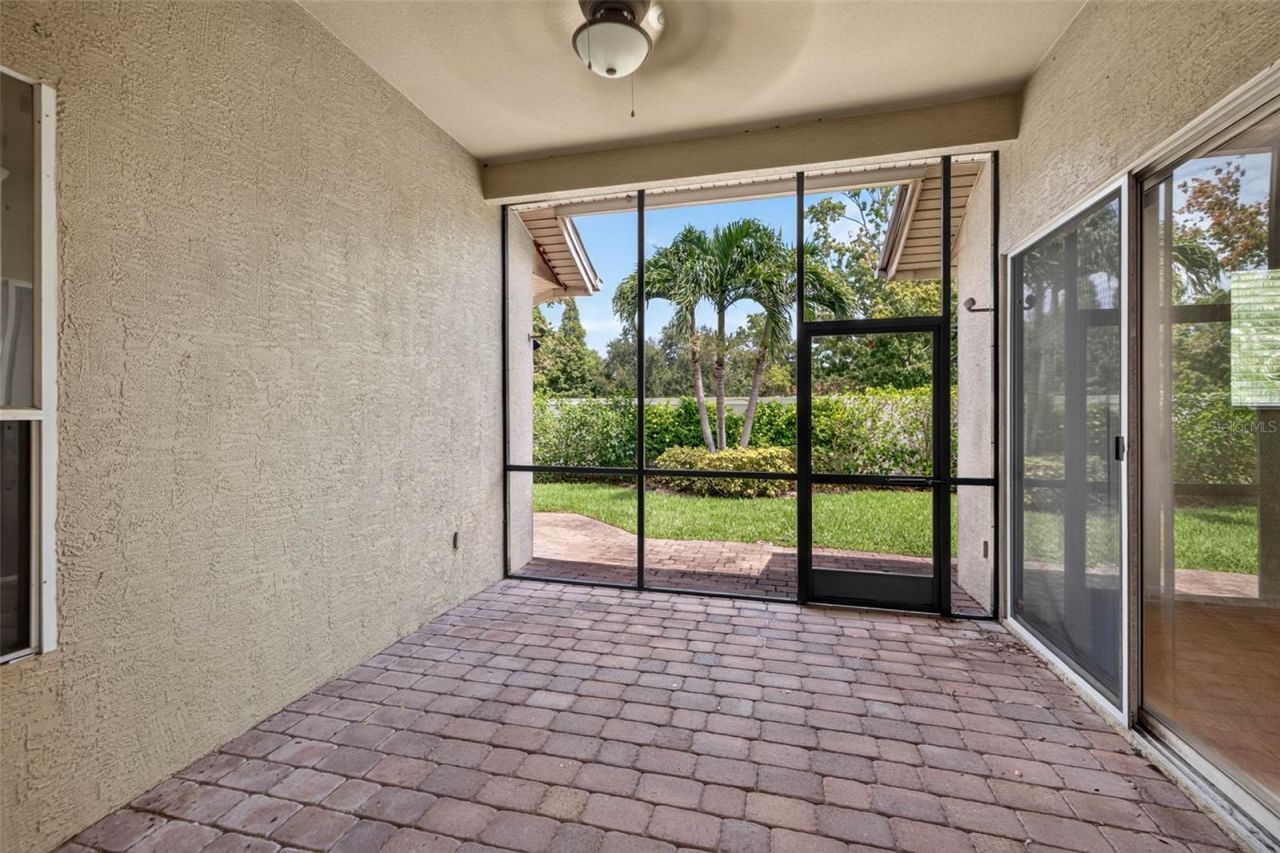 7075 Bayou West Place N, Pinellas Park, FL 33782 Photo