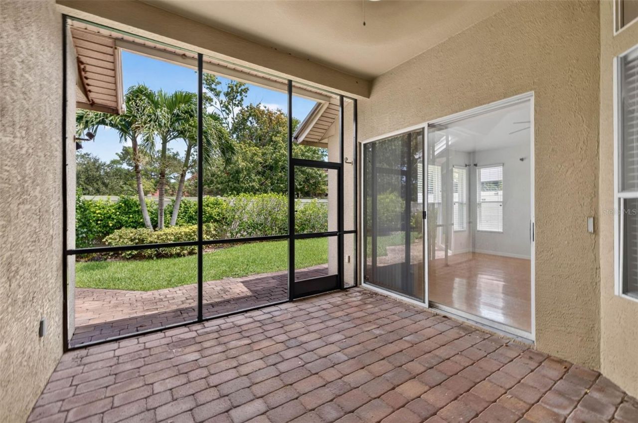 7075 Bayou West Place N, Pinellas Park, FL 33782 Photo