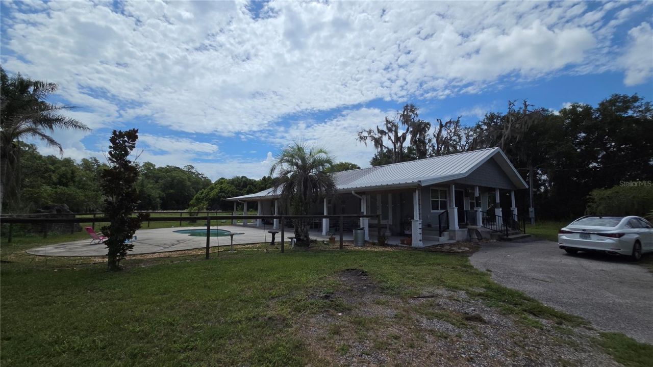 909 S County Road 3, Pierson, FL 32180 Photo