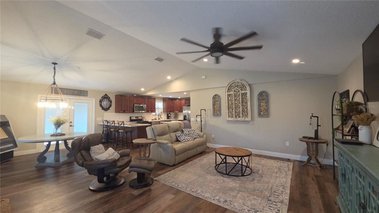 909 S County Road 3, Pierson, FL 32180 Photo