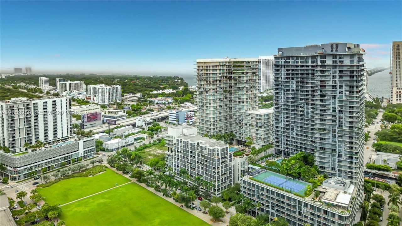 3470 E Coast Ave , Unit H0907, Miami, FL 33137 Photo
