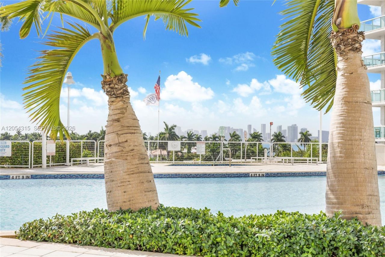 7910 Harbor Island Dr, Unit 801, North Bay Village, FL 33141 Photo