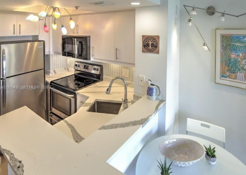 2951 S Bayshore Dr , Unit 712, Miami, FL 33133 Photo