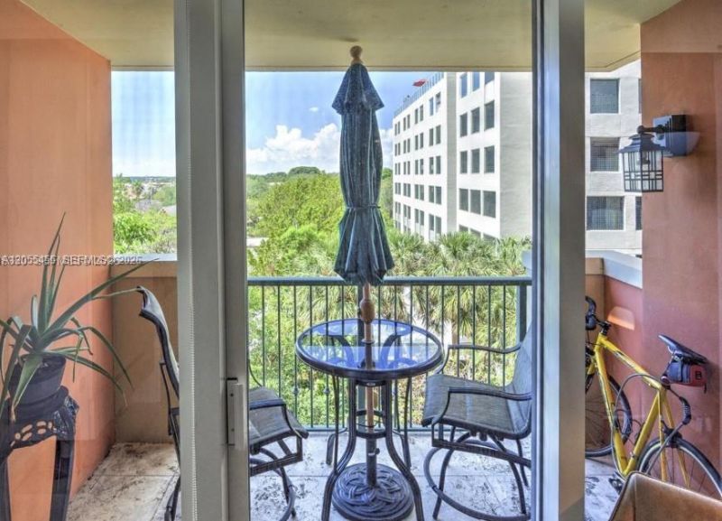 2951 S Bayshore Dr , Unit 712, Miami, FL 33133 Photo