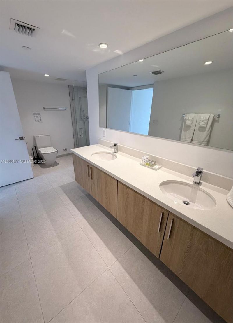 1100 100th St , Unit 606, Bay Harbor Islands, FL 33154 Photo
