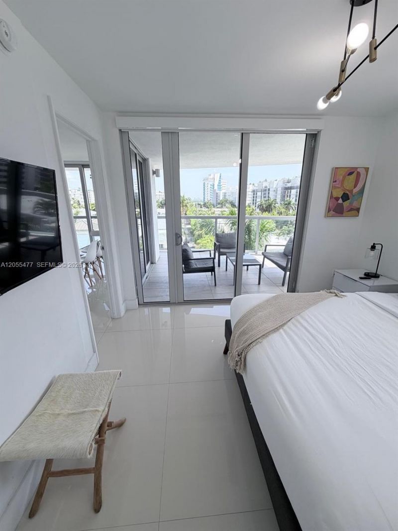 1100 100th St , Unit 606, Bay Harbor Islands, FL 33154 Photo