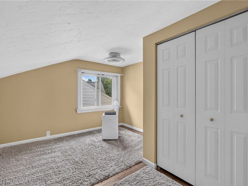 17416 Oxford Avenue, Cleveland, OH 44111 Photo 33