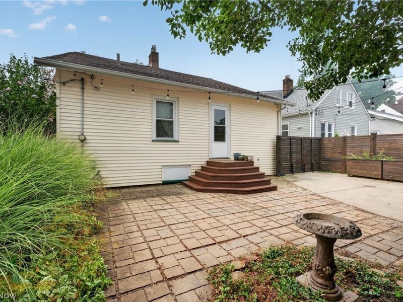 17416 Oxford Avenue, Cleveland, OH 44111 Photo 44