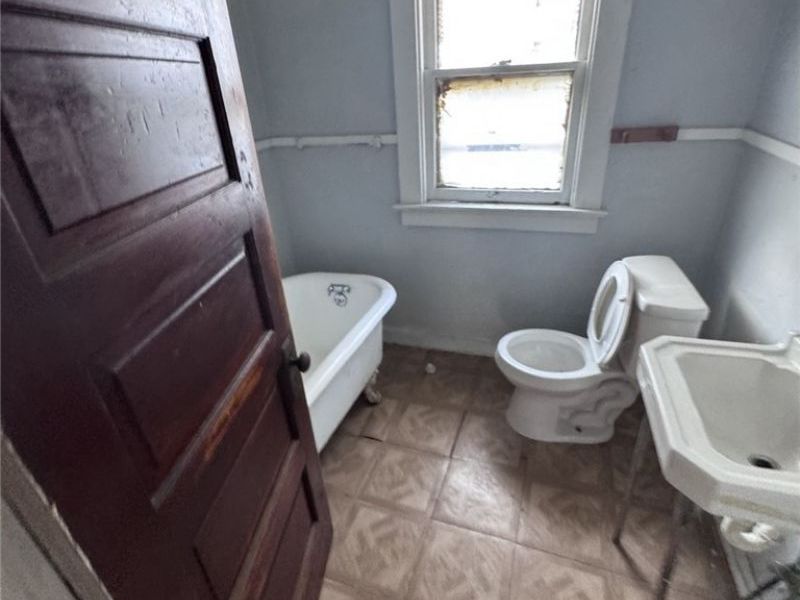 3049 E 116th Street, Cleveland, OH 44120 Photo 15