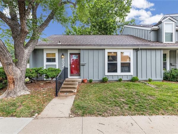 8023 Halsey Street, Lenexa, KS 66215