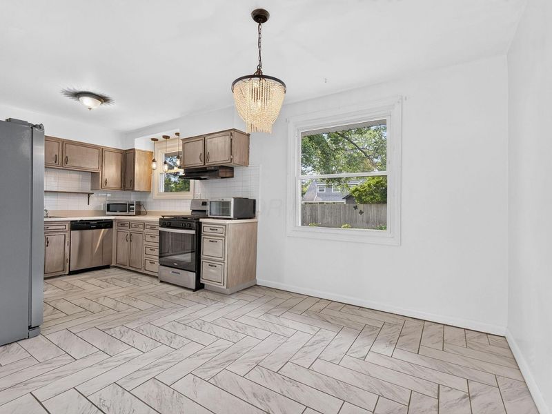 1563 Marabar Drive, Reynoldsburg, OH 43068 Photo 13