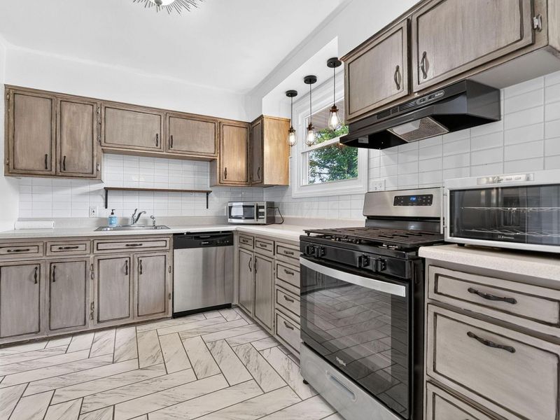 1563 Marabar Drive, Reynoldsburg, OH 43068 Photo 8