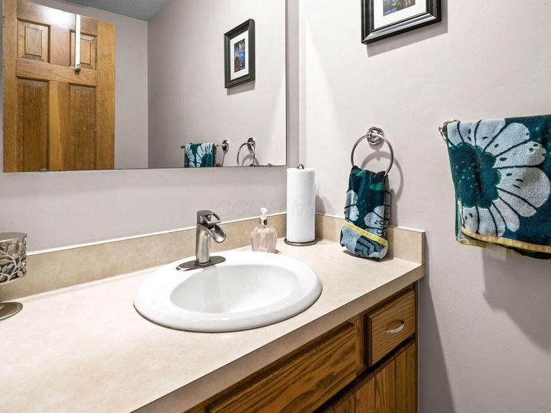 881 Thirlwall Court, Westerville, OH 43081 Photo 26