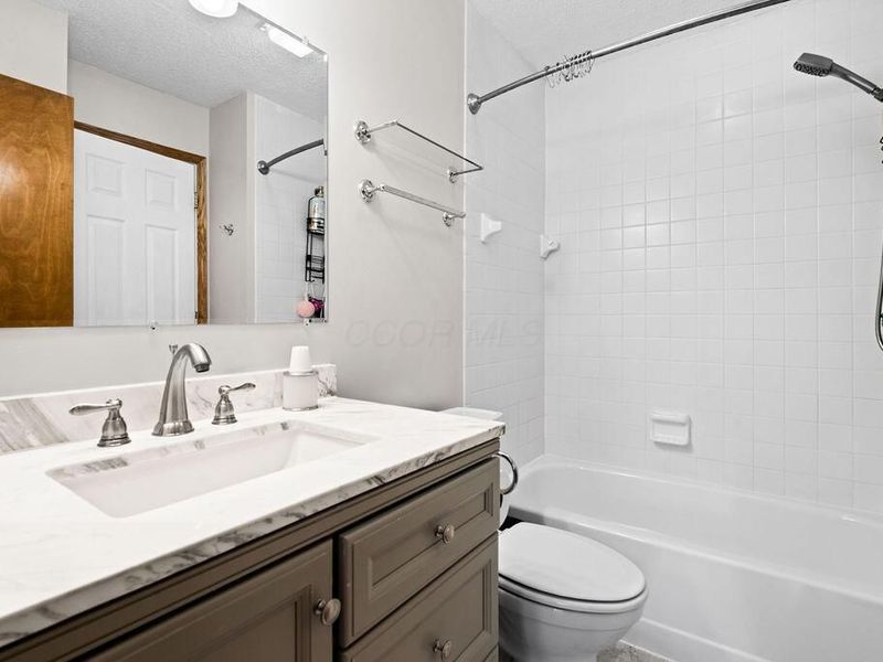 881 Thirlwall Court, Westerville, OH 43081 Photo 35