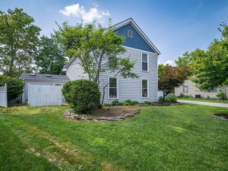 881 Thirlwall Court, Westerville, OH 43081 Photo 4