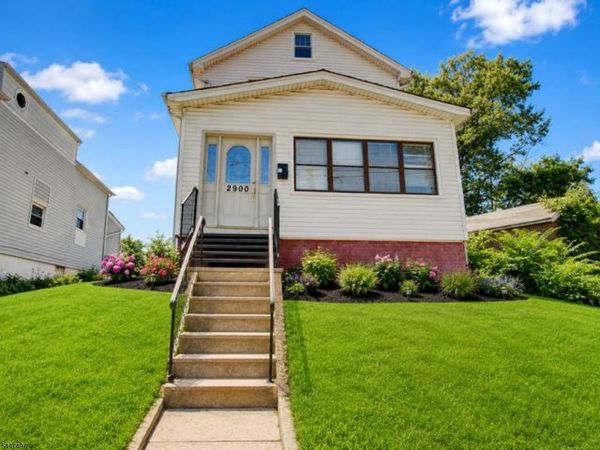 2900 Vauxhall Rd, Union, NJ 07088